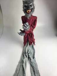 Halloween Hanging Wolf Decoration Battery Operating Light Up Eyes And Talks 48' Inches Long Scary Freaky
