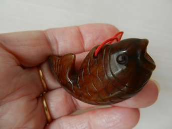 (E15) Vintage 2 Carved Fish And Bear Brooch