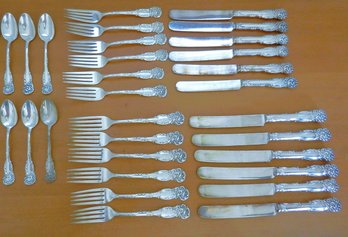 (B9)   Reed & Barton La Reine  Sterling Silver Cutlery  30 Pieces