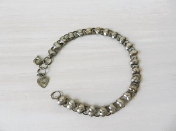 (A3)   Vintage Sterling Silver Heart Link Bracelet