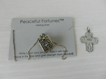 (A13)   Vintage Sterling Silver Prayer Box Pendant BN And Sterling Crucifix