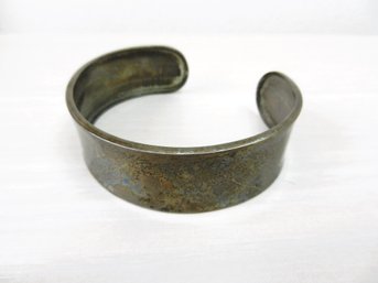 (E4) Vintage Sterling Silver Open Cuff Bangle With Inner Pattern