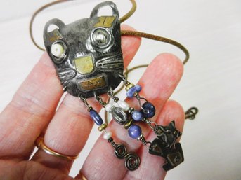 (A1)   Vintage Sterling Silver And Mixed Metal Cat Face Pendant