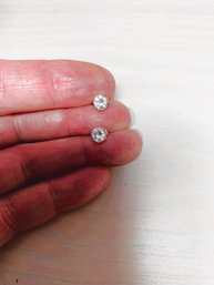 Vintage 14k Gold Studs With Clear Stones - Not Diamonds   (DL12)