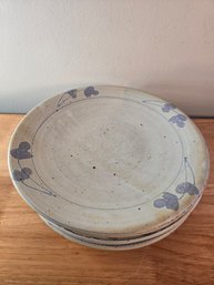 (5) Vintage Barking Spider Pottery Dinner Plates (ED3)