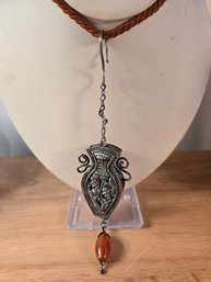 Vintage Chinese Silver Repousse Vase Pendant (EL48)