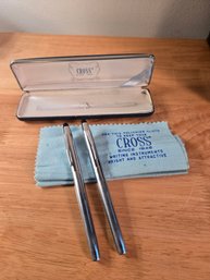 Pair Of Chrome Cross Pens (EL54)