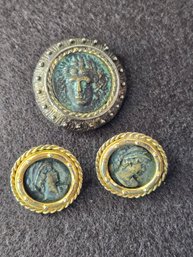 Vintage Gold Plated Verdigris Earrings And Brooch (EL70)