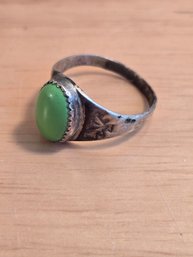 Sterling Silver & Natural Green Stone Ring (ED103)