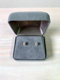 Vintage 14k Gold Diamond Stud Earrings   (DL15)