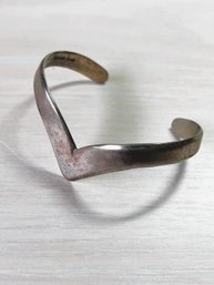 Vintage Sterling Silver V Shape Open Cuff Bracelet   (DL62)