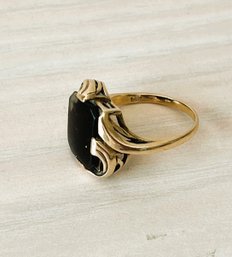 Vintage 14k Gold And Black Stone Art Nouveau Style Ring   (DL100)