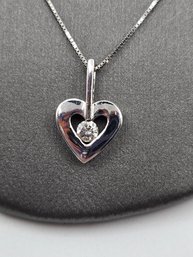 14K White Gold And Diamond Necklace (ED77)