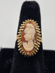 14K Yellow Gold Hand Carved Cameo Ring (EL35)