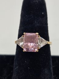 10K Yellow Gold Pink Ice & Trillion Cut Cubic Zirconia Ring (EL41)