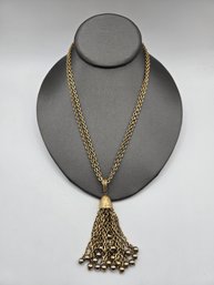 Vintage Crown Trifari Gold And Silver Tone Pendant Necklace (EL51)