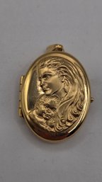 Vintage 14K Yellow Gold Photo Locket (EL105)