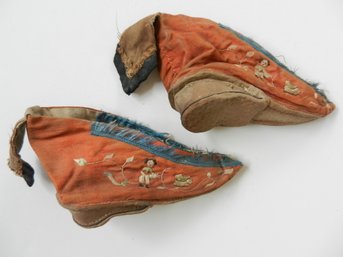 Vintage Chinese Embroidered Lotus Foot Shoes  Figure With Bird On Nest  (DP89)