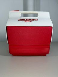 Igloo Little Playmate Ultra Cooler Red & White Made In USA