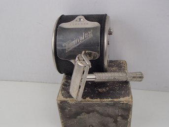 The Twinplex Stropper Razor Sharpener With Box And 1950 Double Edge Gillette Razor