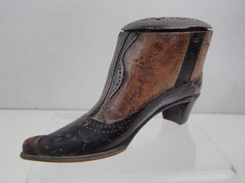 Finely Crafted Turn Of The Century Antique Wood Snuff Box