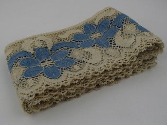 Vintage Lacey Trim 3.5 Yds