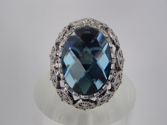 Glass Gem With Metal Cocktail Ring Size 9 Weight 27.5g