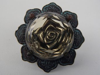 Flower In Acrylic Stretch Ring Size 7 Weight 22.7g