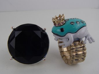 Frog And Black Cocktail Stretch Rings See Photo's For Size And Condition