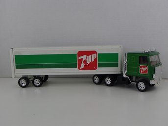 Vintage 7up Semi Truck By Ertl