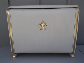 Vintage Duracrest Hamper With Duroweve Fibre Back