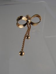 Gold Tone Sarah Coventry Bow Pin
