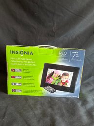 Insignia Digital Frame