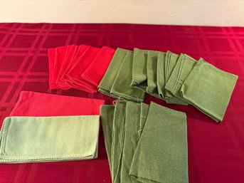 Red And Green Napkins