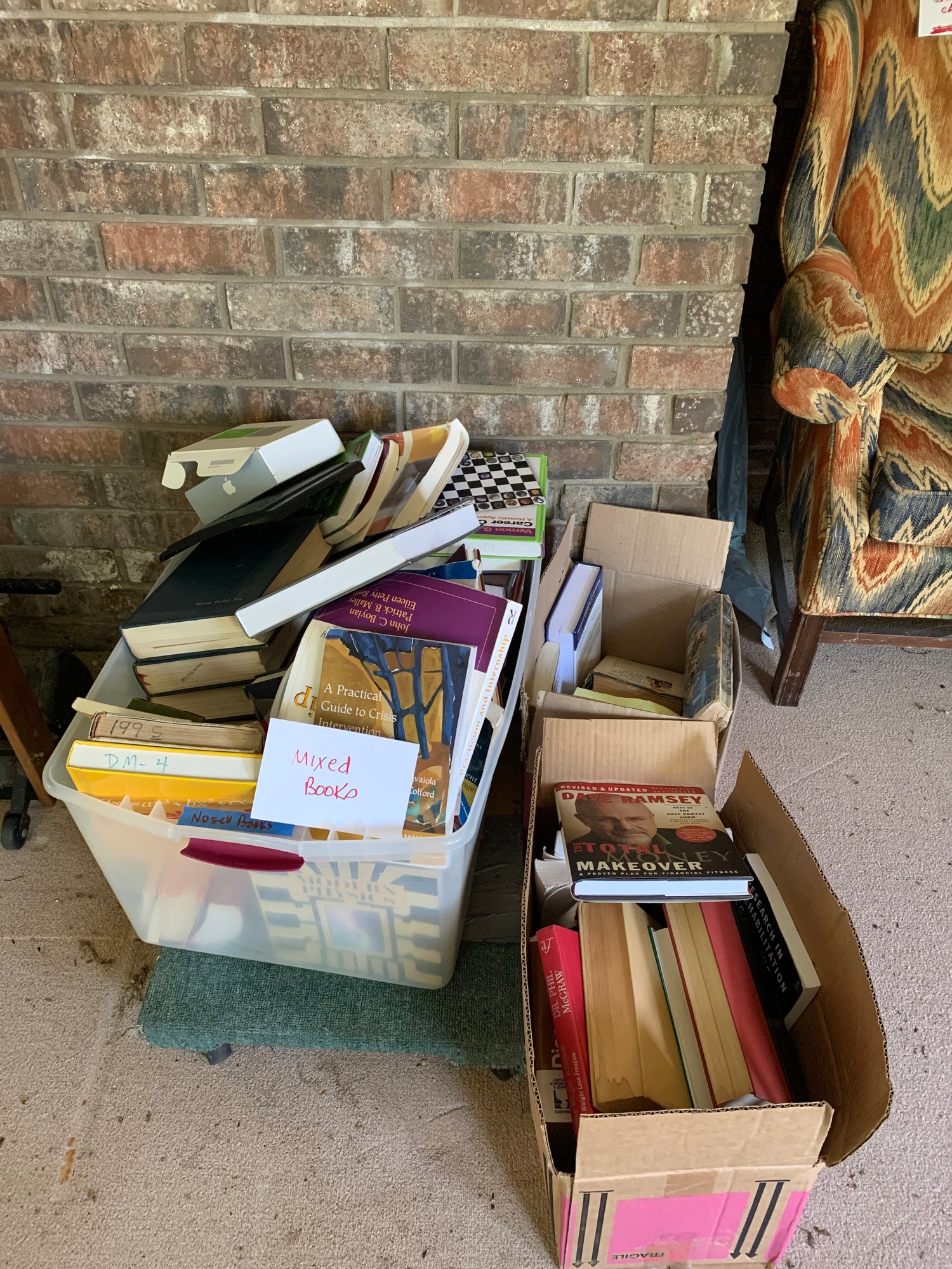 Mixed Books #6849 | Auctionninja.com