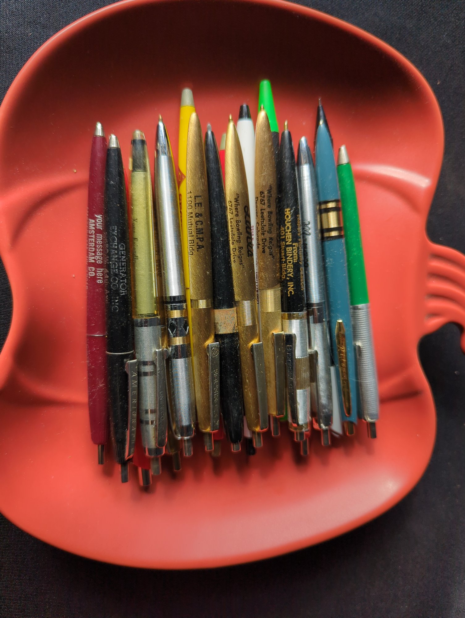 Lot Of 21 Vintage Ink Pens. Most Of Them From The '60s And Around The ...