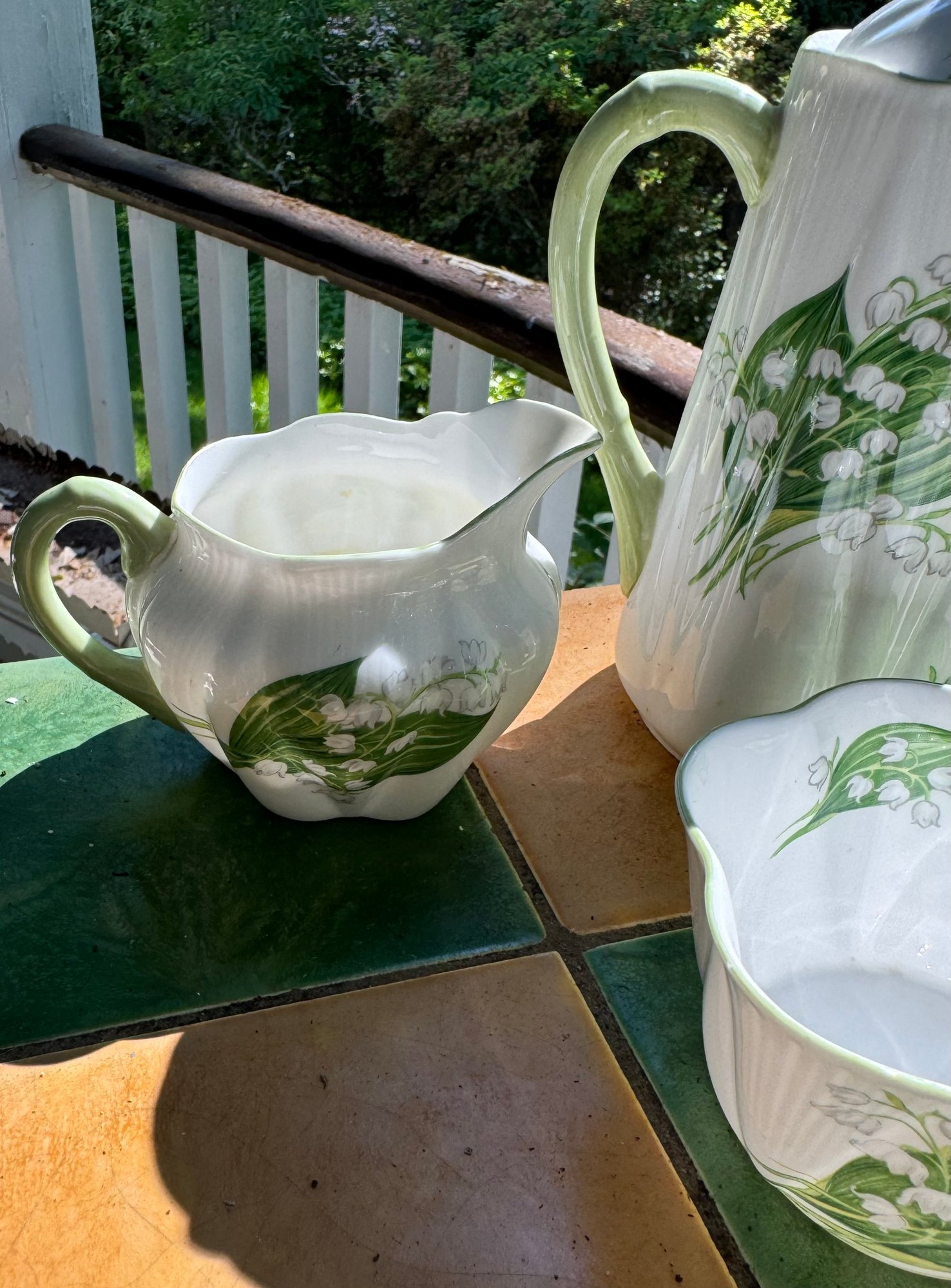 Partial Set Shelley's Lily Of The Valley #3936 | Auctionninja.com