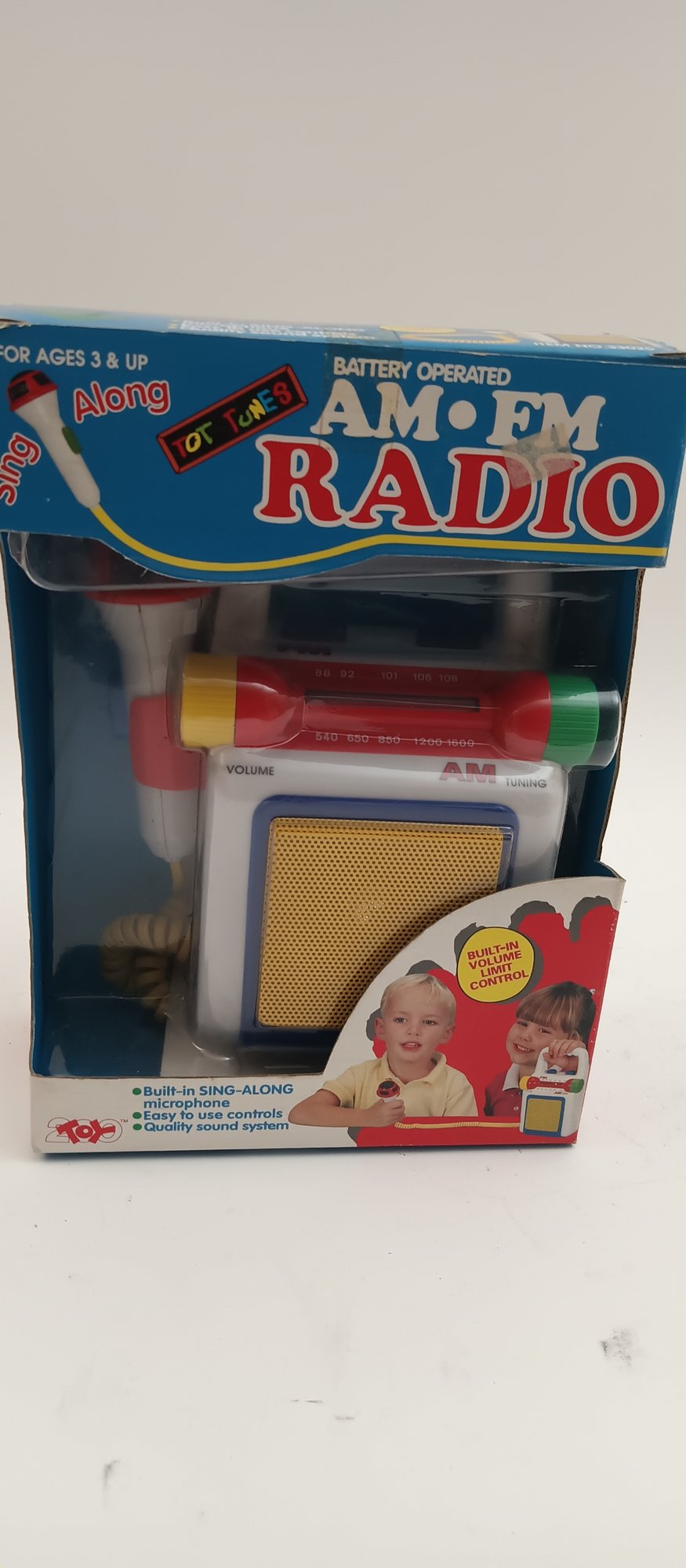 Battery Am/fm Toy Radio #87781 | Auctionninja.com