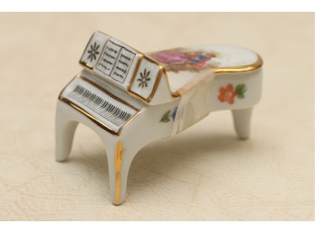 Limoges Miniature Porcelain Grand Piano Figurine