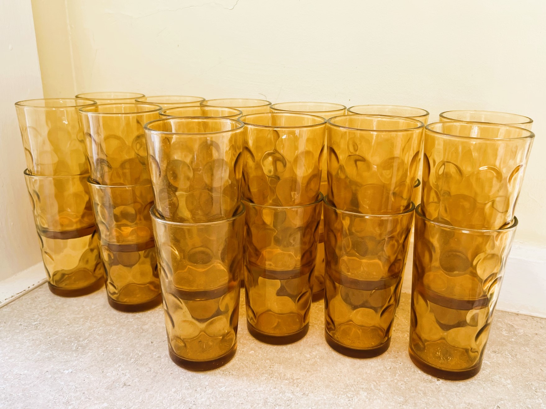 20 oz drinking glasses Satin Pearl 20oz Sapphire Acrylic Tumbler