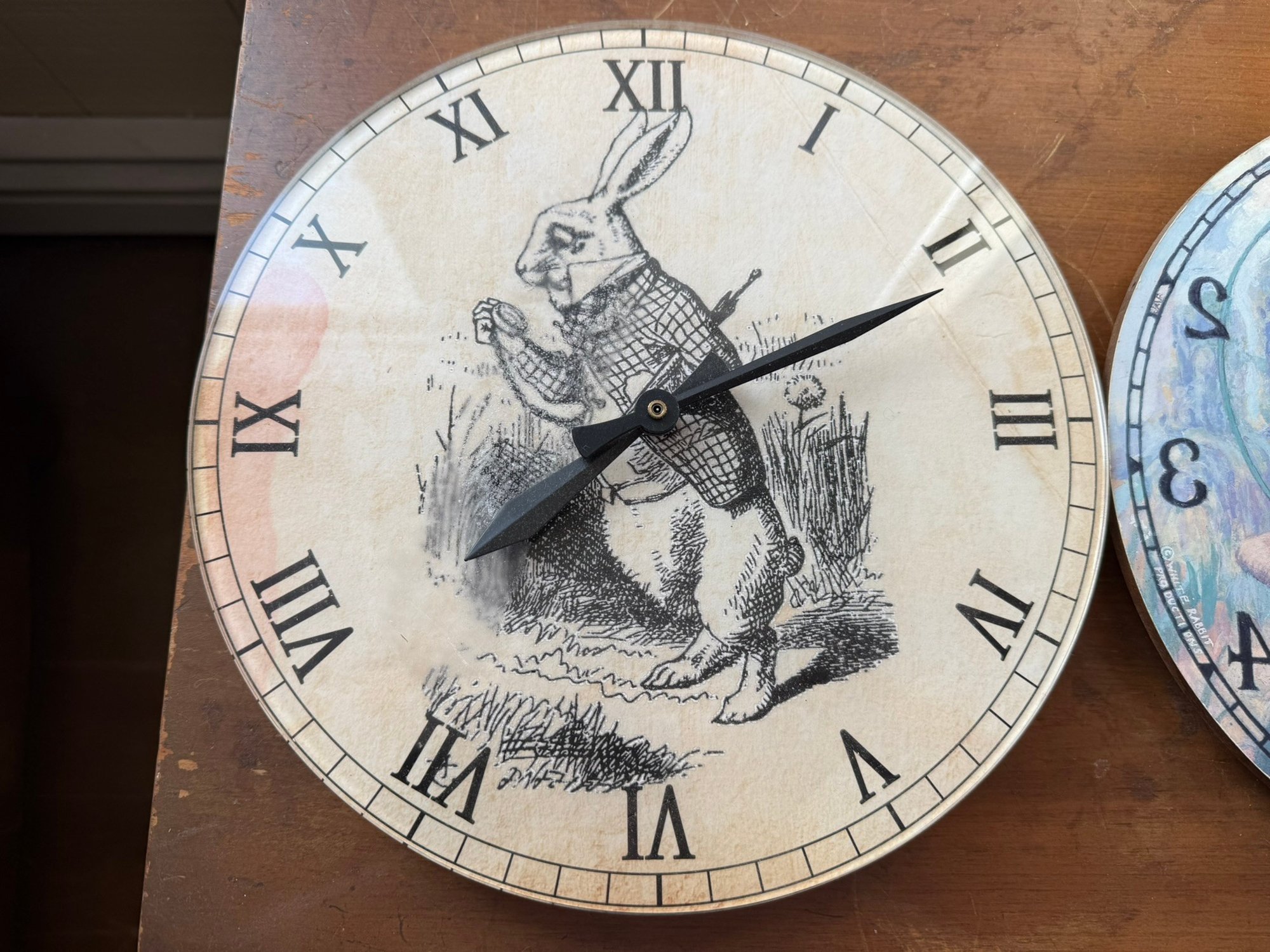 Rome Rabbit With Clock 1C/ 2pcs - Alice In Wonderland Wall Clocks: White Rabbit Roman Numerals ...