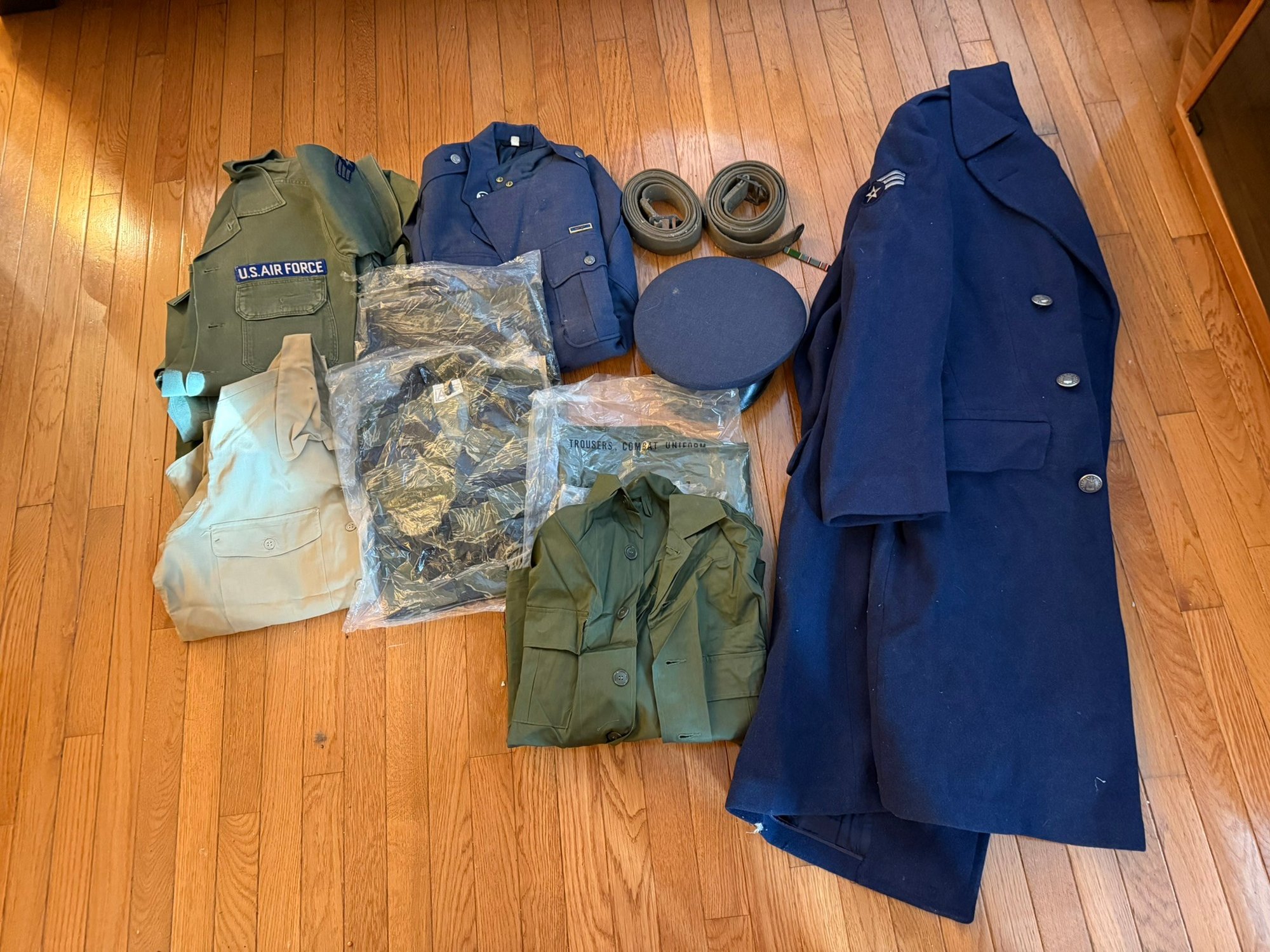 1LR/ Box - US Air Force Military Issue Uniform LS & SS Shirts, Pants,  Jacket, Wool Coat, Hat, Belts, Bar #38506 | Auctionninja.com
