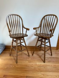 FR/ 2 Pub Style Swivel Bar Chairs - Solid Wood - Bar Height