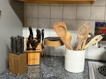 K/ 4pcs - Knives In Block, Cutco, LC Germain, Utensils, Wood And Metal Glass Canister