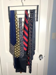 2B1/ Mens Ties: Gucci, Versace, Lanvin Etc And A Tie Travel Bag