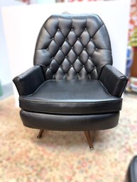 XM-134/ MCM Black Leather Like Swivel Rocker Chair #1 - Gardner Furniture Co.