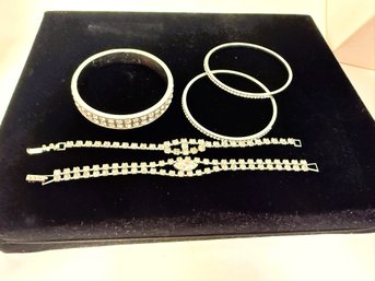 SH/ Bag 5pcs - Silver Tone Rhinestone Bracelets - 3 X Bangle And 2 X 6' Clasp