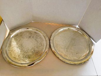 1LR/ Bag 2pcs - Pair Of Oneida Gorgeous 19' Round Embossed Silverplate Trays