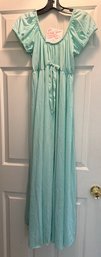 Vintage Avian Nightgown – Mint Green, Size L