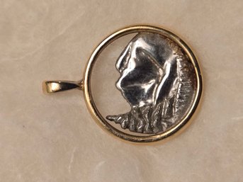 14k Mountain Scene Pendant